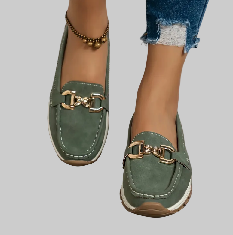 Eloise - Mocasines verdes con hebilla