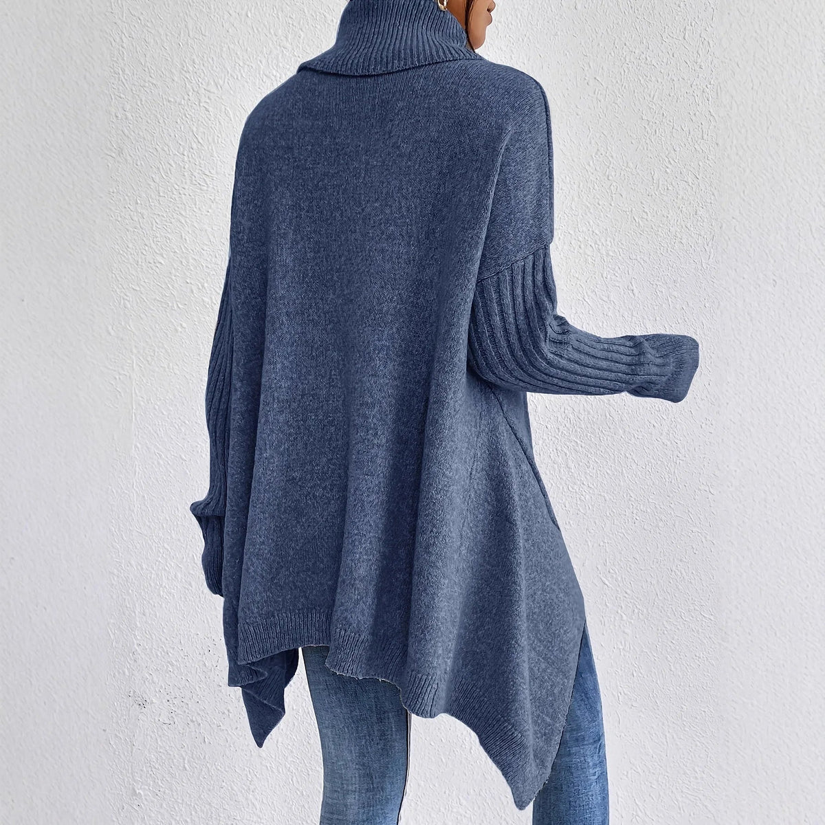 Paloma | Suéter Oversize de Cachemira con Cuello Alto
