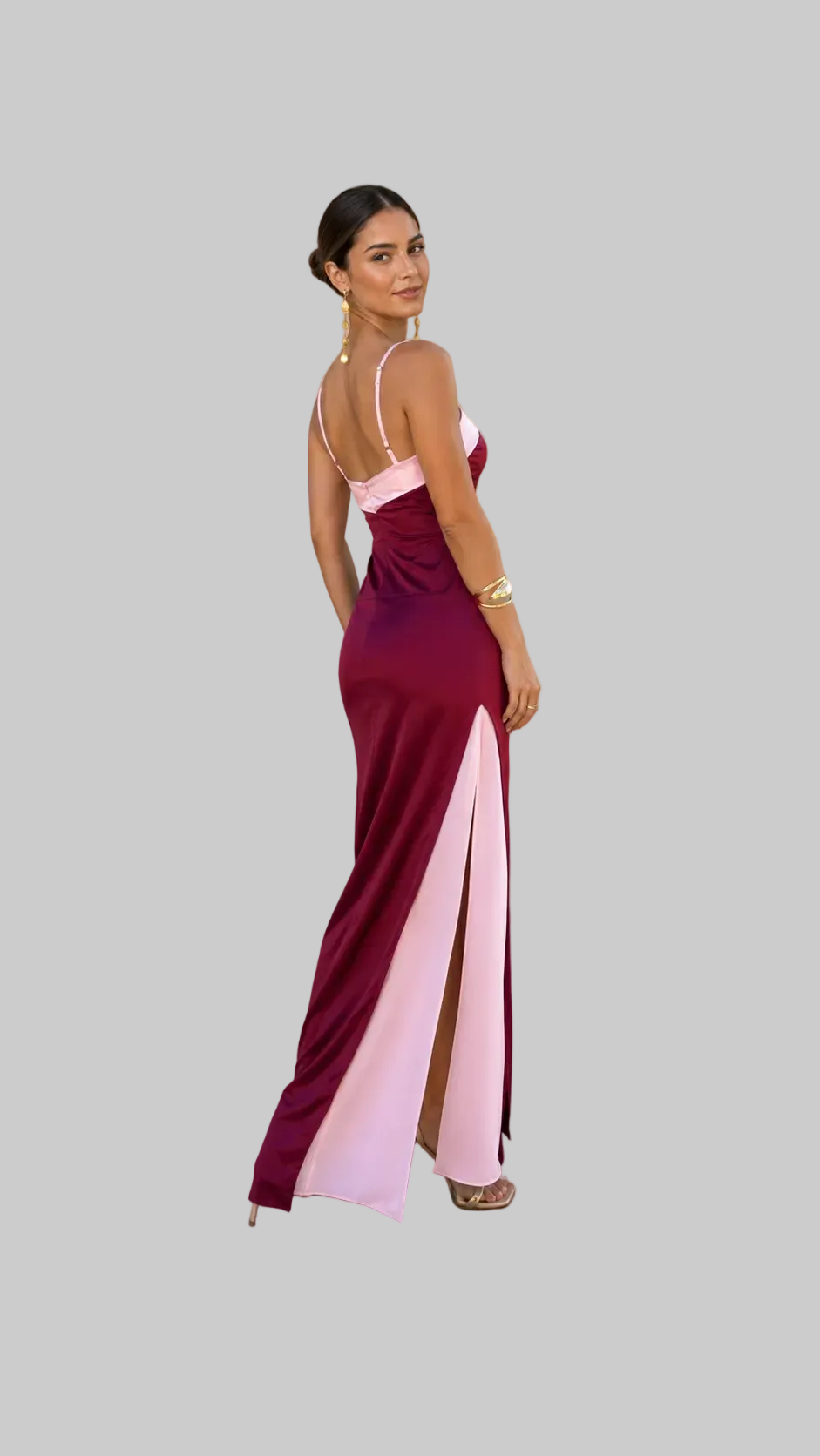 Vestido largo satinado con escote cruzado